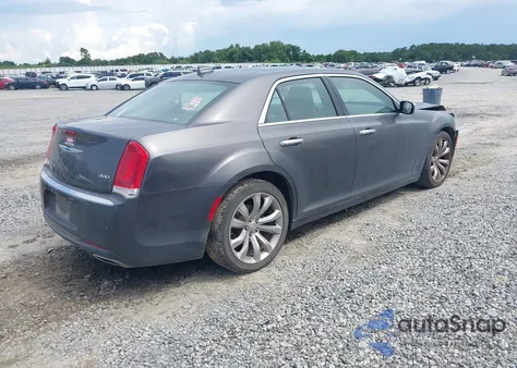 2018 Chrysler 300 Limited z USA, uszkodzony, nr VIN 2C3CCAEG3JH319779